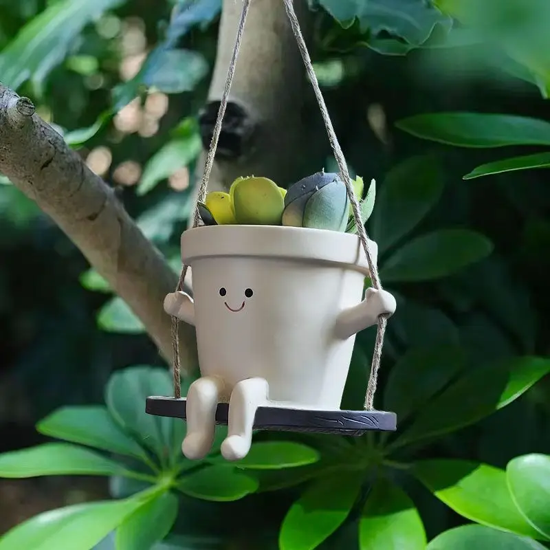 Маленький цветочный горшок-качели