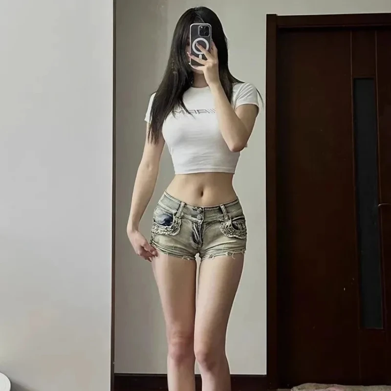 Узкие джинсовые шорты - Фотография_3