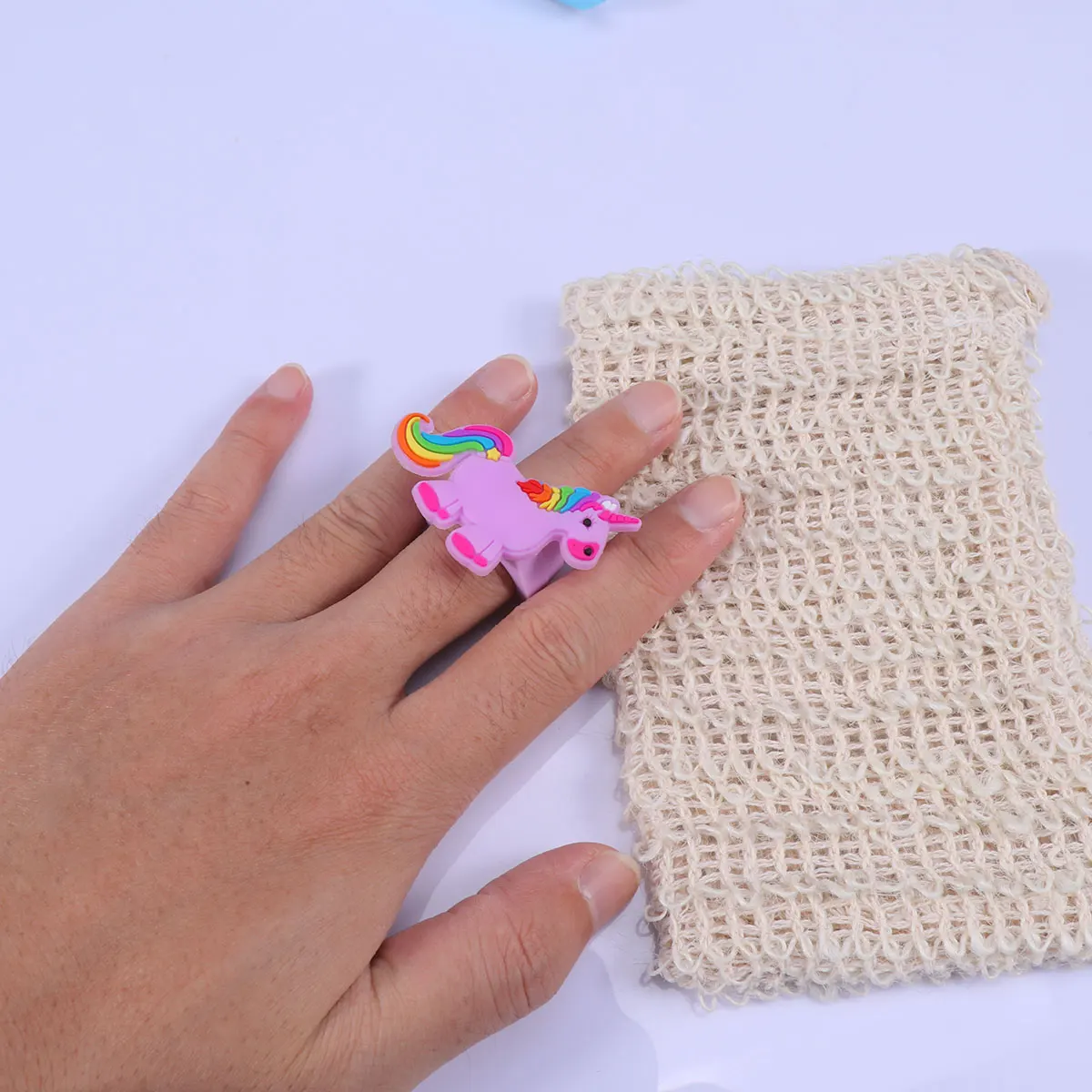 Кольцо с мультяшным единорогом - Фотография_3