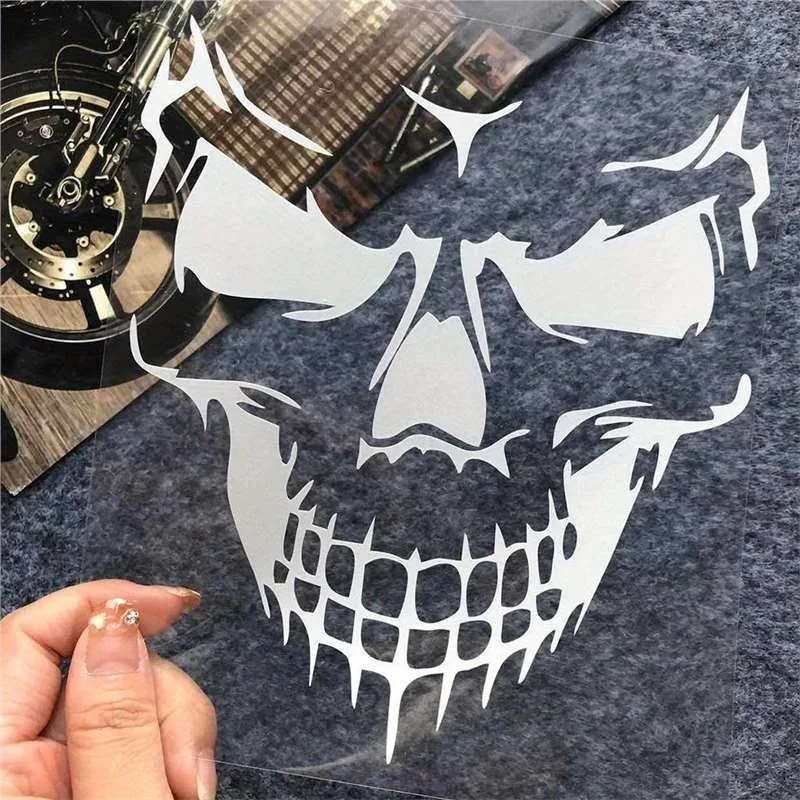 Светоотражающие наклейки с черепом - Фотография_4