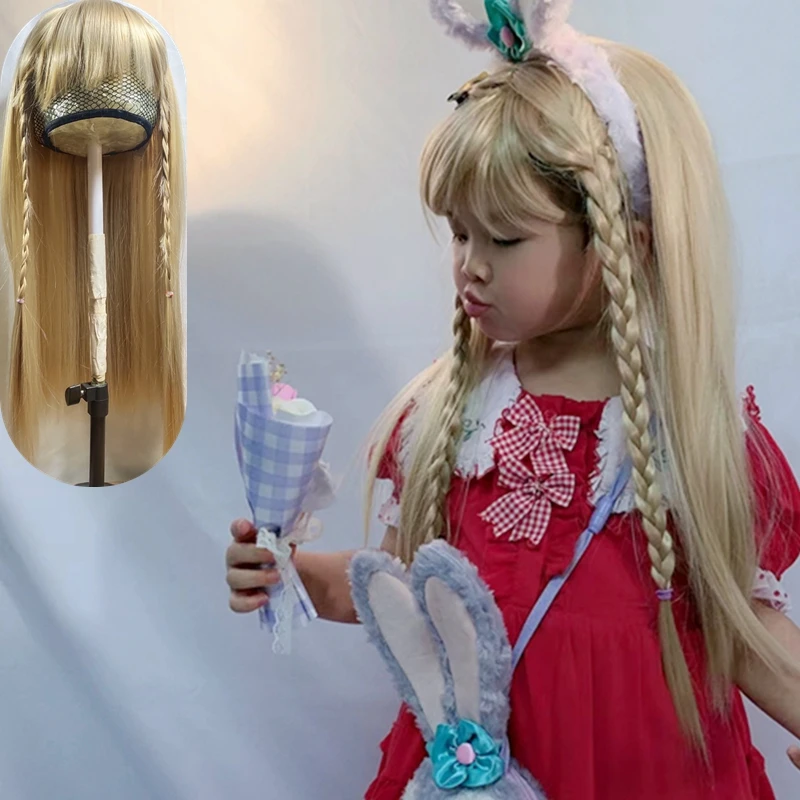 Детский головной убор с золотистыми косичками - Фотография_4