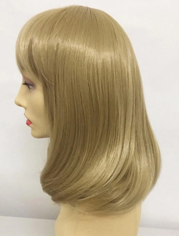 Парик deluxe светло-золото-блондинка lob bob с круглыми челками - Фотография_3