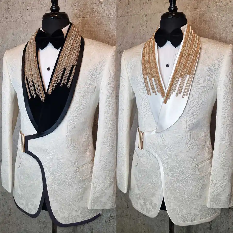 Модные свадебные смокинги с пряжкой