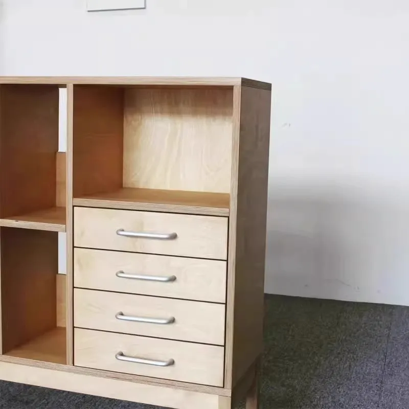 Шкаф-перегородка из цельного дерева от пола до потолка - Фотография_6