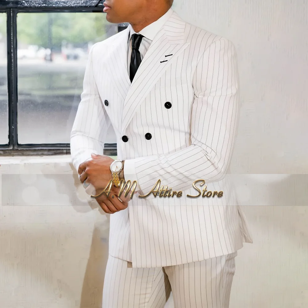 Мужской белый костюм в тонкую полоску - Фотография_3