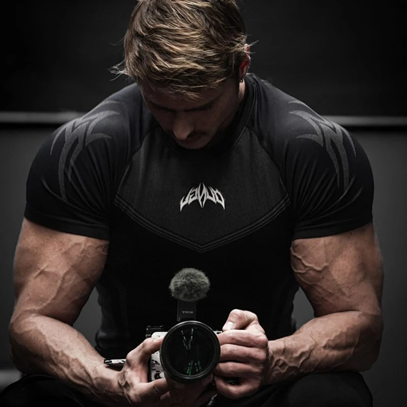 Спортивная футболка - Фотография_3