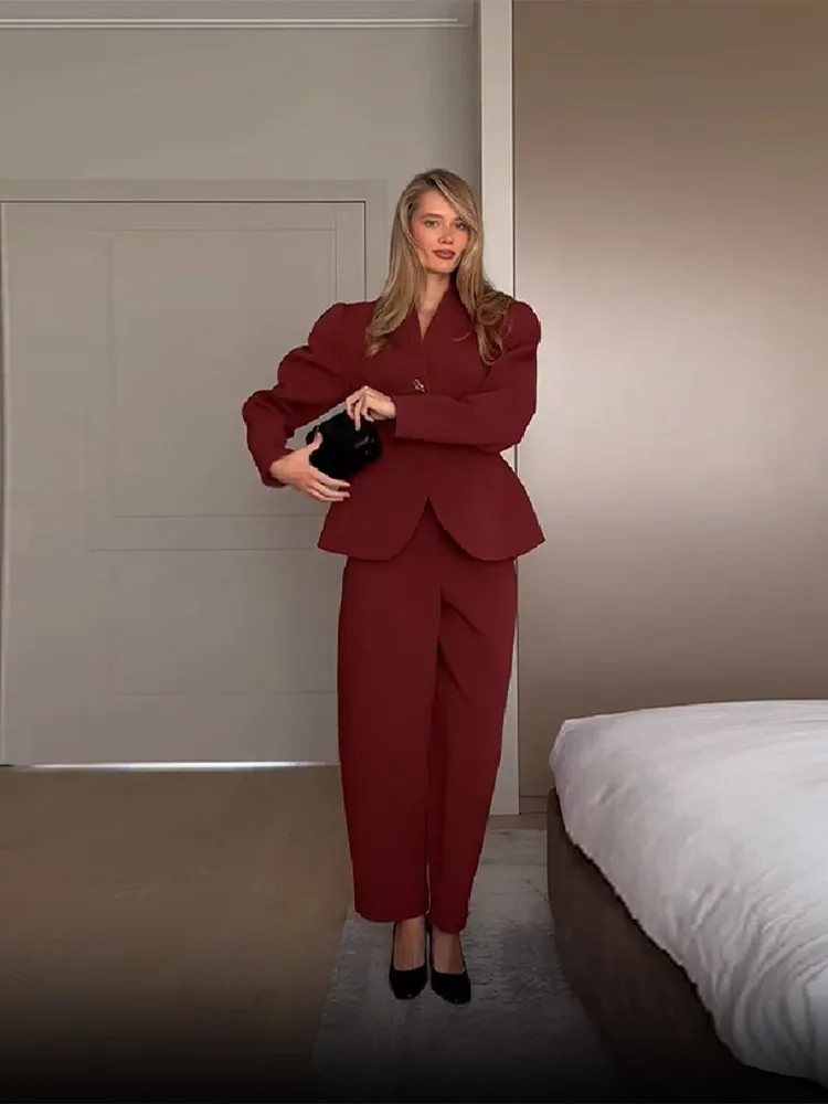 Элегантный костюм - Фотография_3