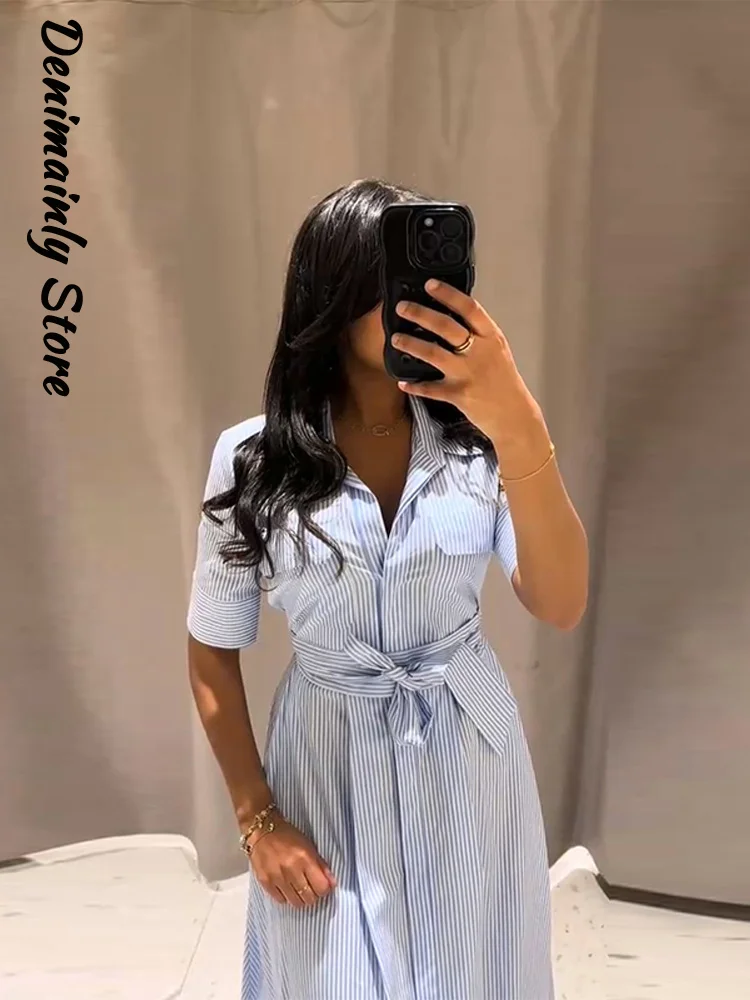 Повседневное женское длинное платье в полоску с откидным поясом - Фотография_2