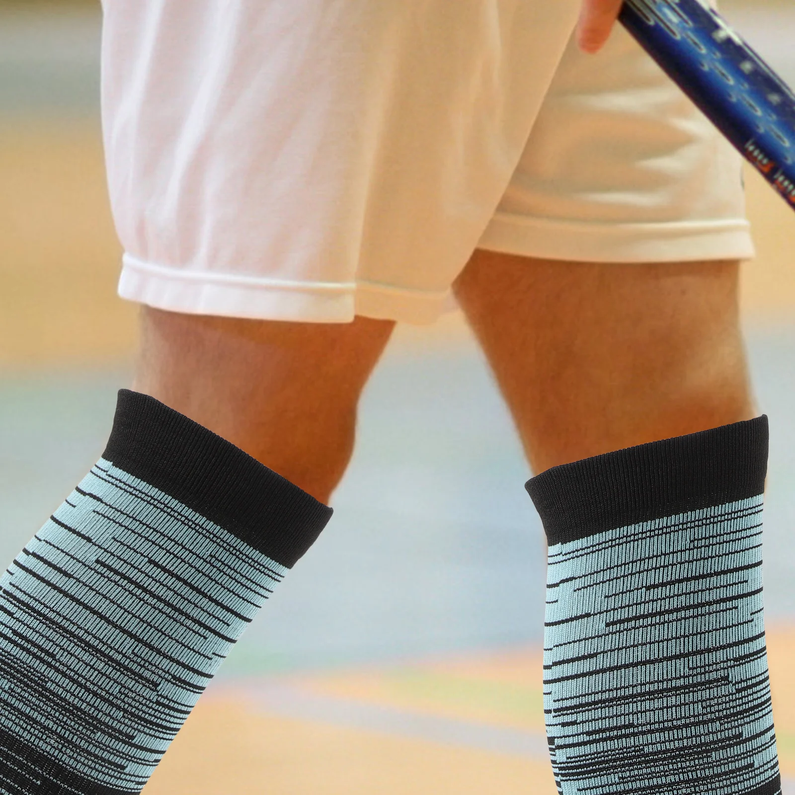 2 пары спортивных носков до середины икры