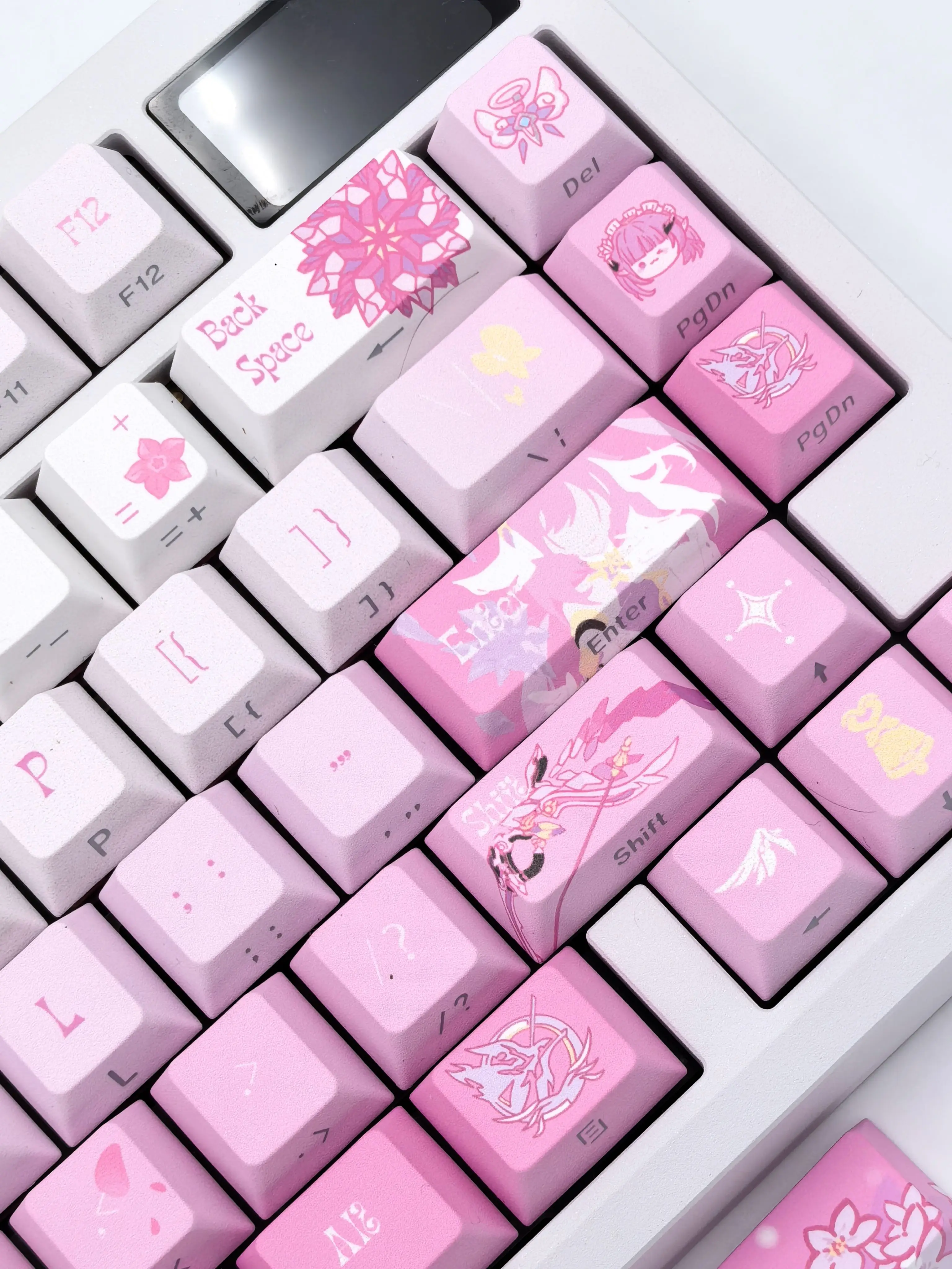 Колпачки клавиш с боковой гравировкой