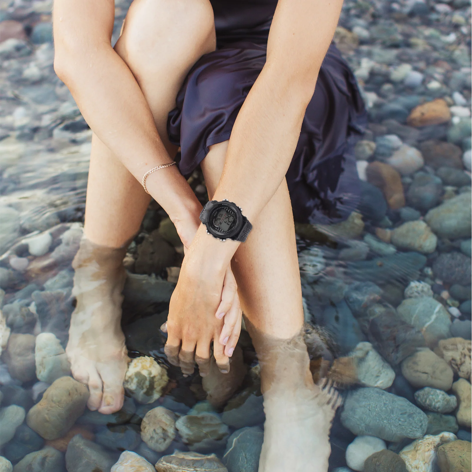 Светодиодные цифровые спортивные часы для детей с большим экраном - Фотография_3