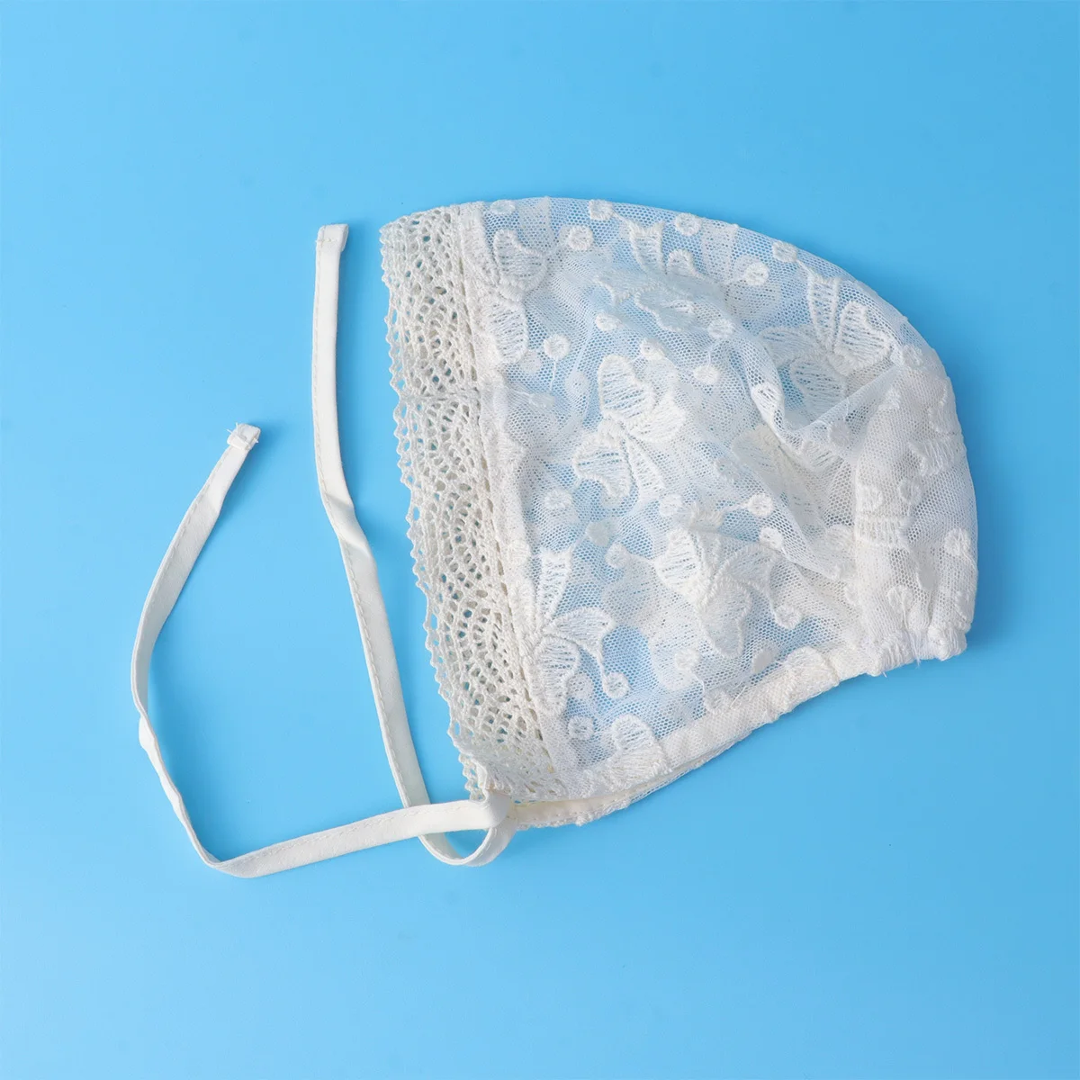 Детская кружевная шапка с бантом - Фотография_2