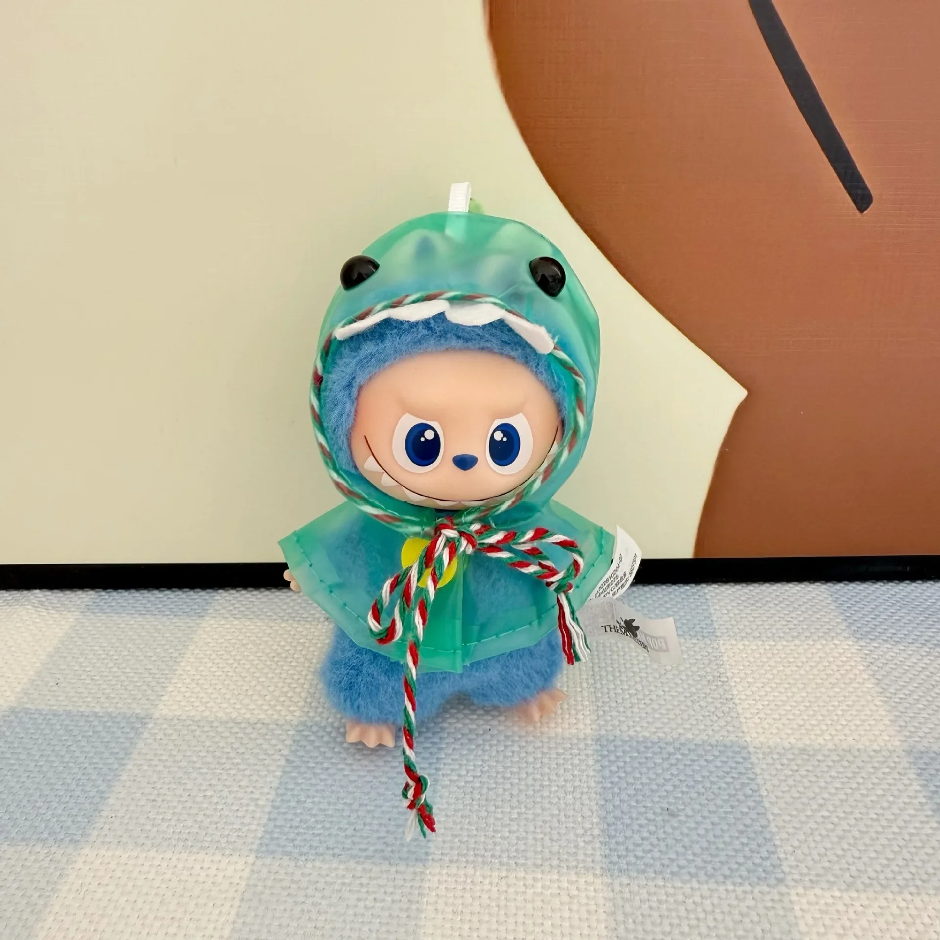 Мини-дождевик для 10 см labubu v4 - Фотография_3