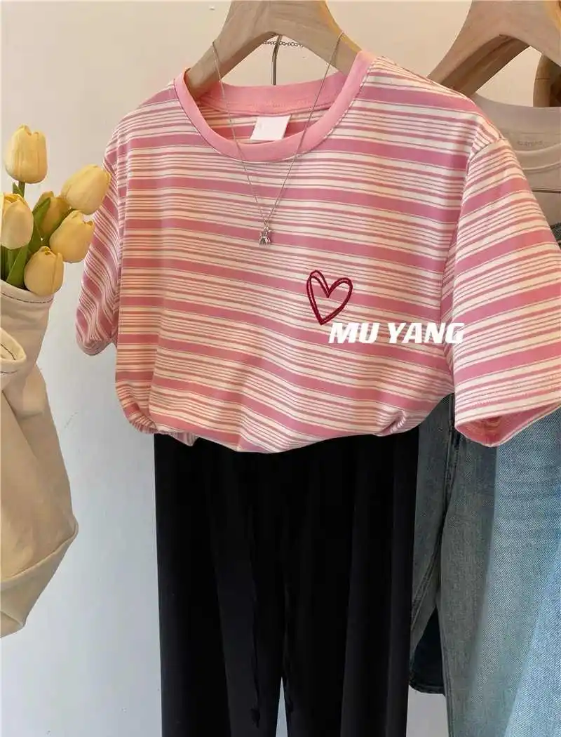 Летняя полосатая женская футболка - Фотография_2