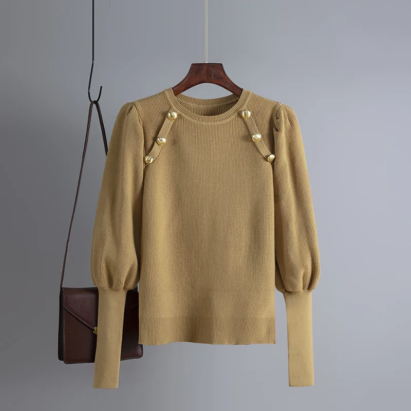 Женский трикотажный свитер с круглым вырезом - Фотография_5