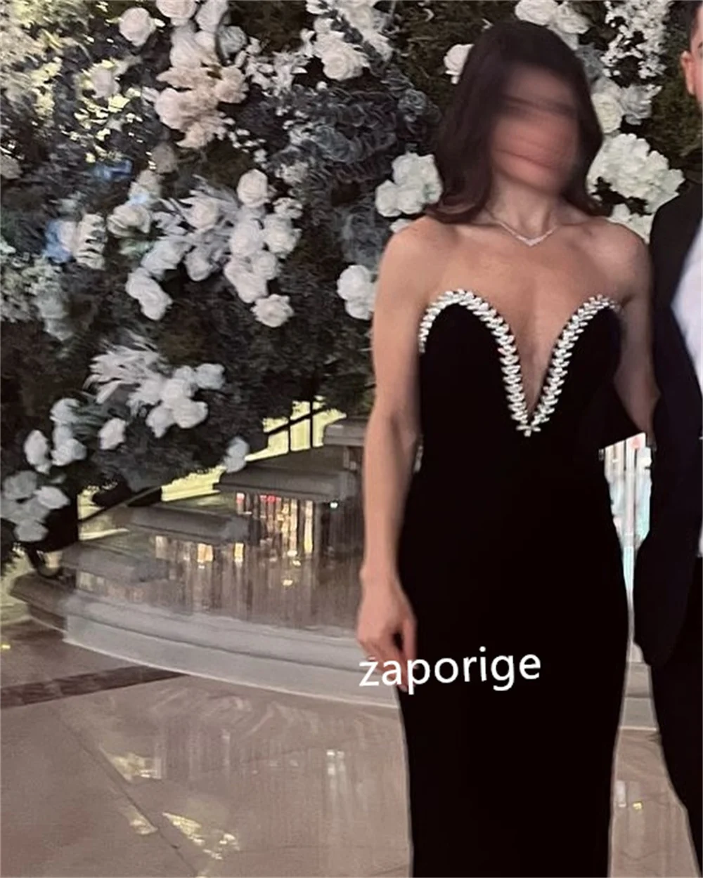 Длинные платья из джерси со стразами по индивидуальному заказу - Фотография_4
