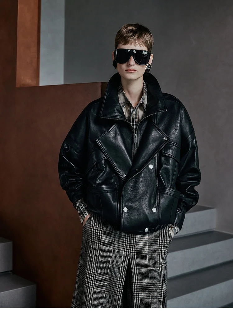 Женская кожаная куртка-тренч - Фотография_3