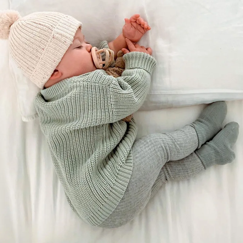 Детский свитер с круглым вырезом - Фотография_4