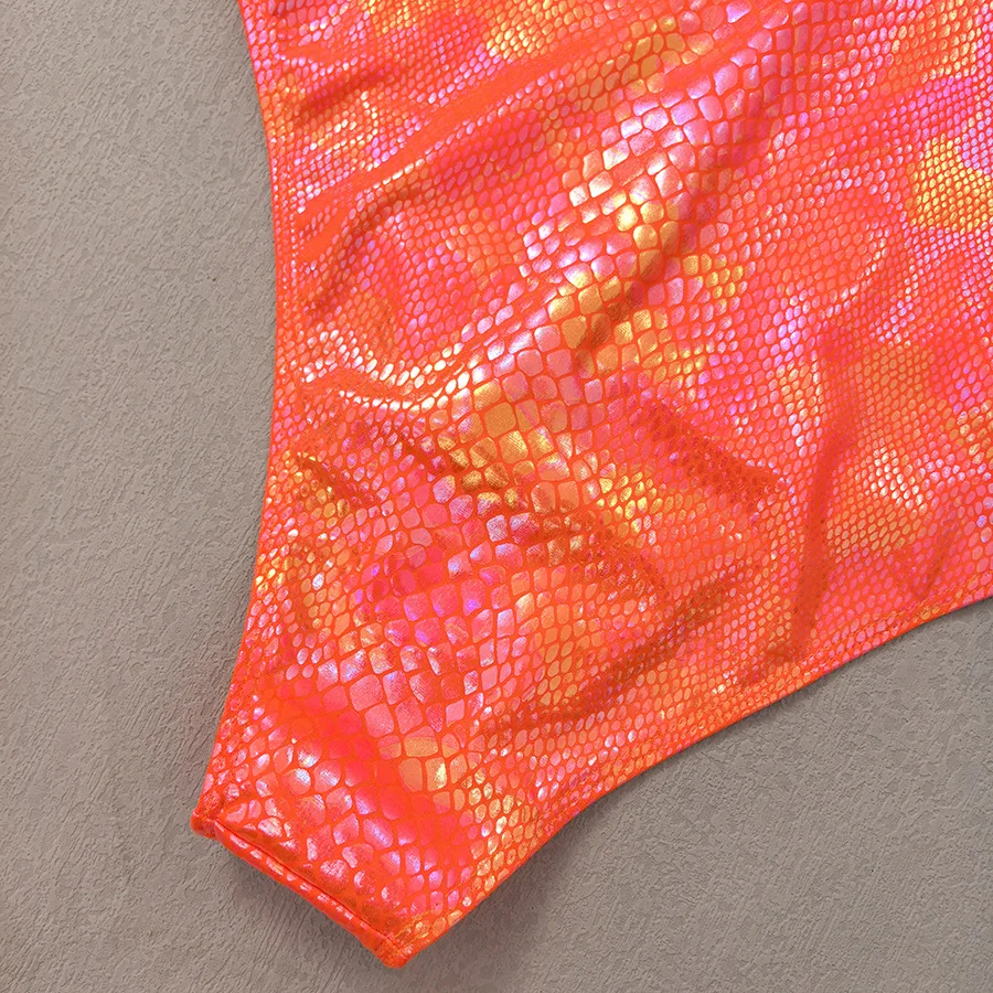 Сексуальный блестящий змеиный чешуй - Фотография_5