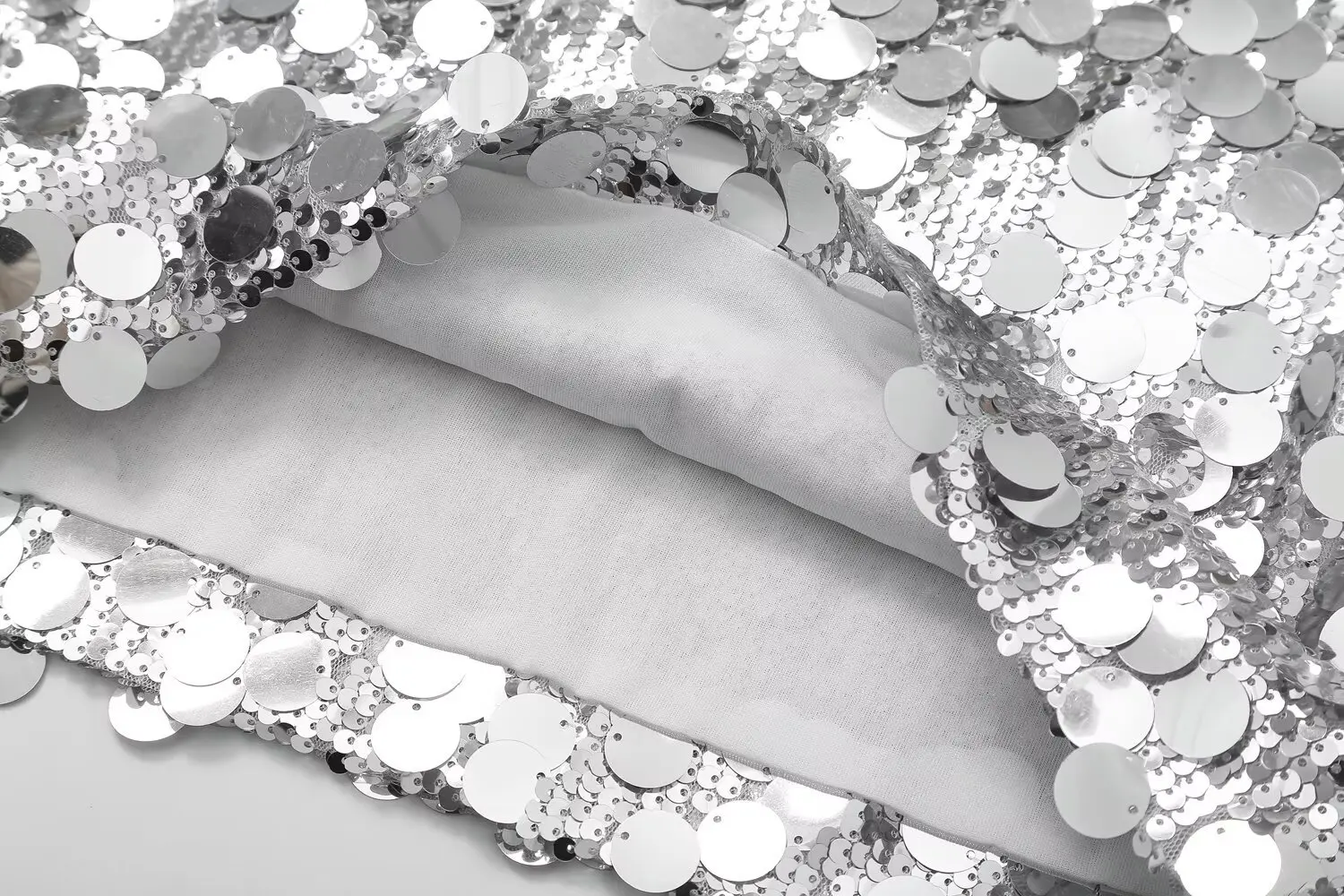 Женская мода с блестками - Фотография_5