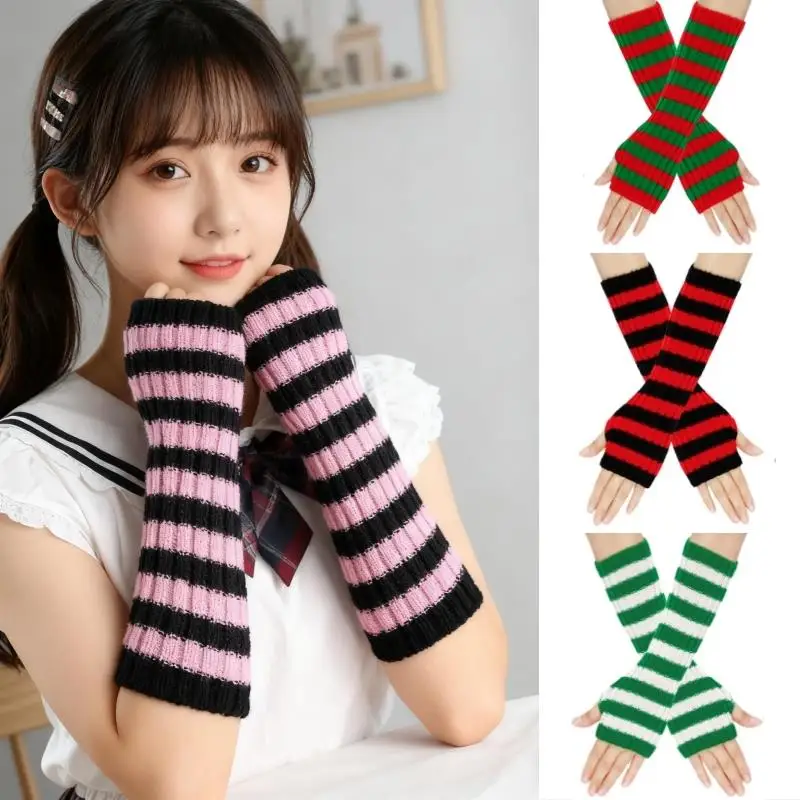 Y2k вязаные рукава в готическом - Фотография_3