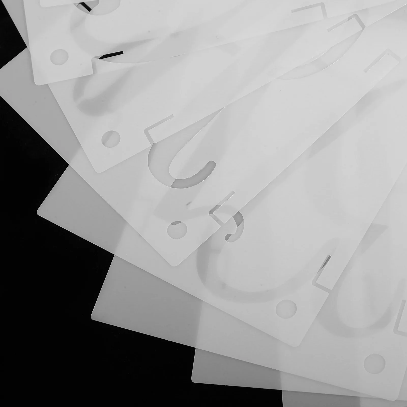 Полые трафареты с буквами алфавита домашних животных - Фотография_6