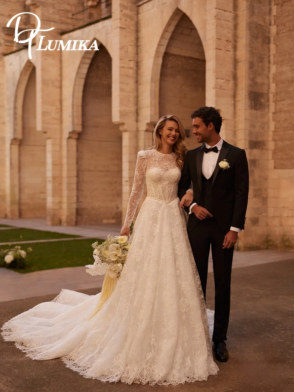 Классическое свадебное платье с - Фотография_4