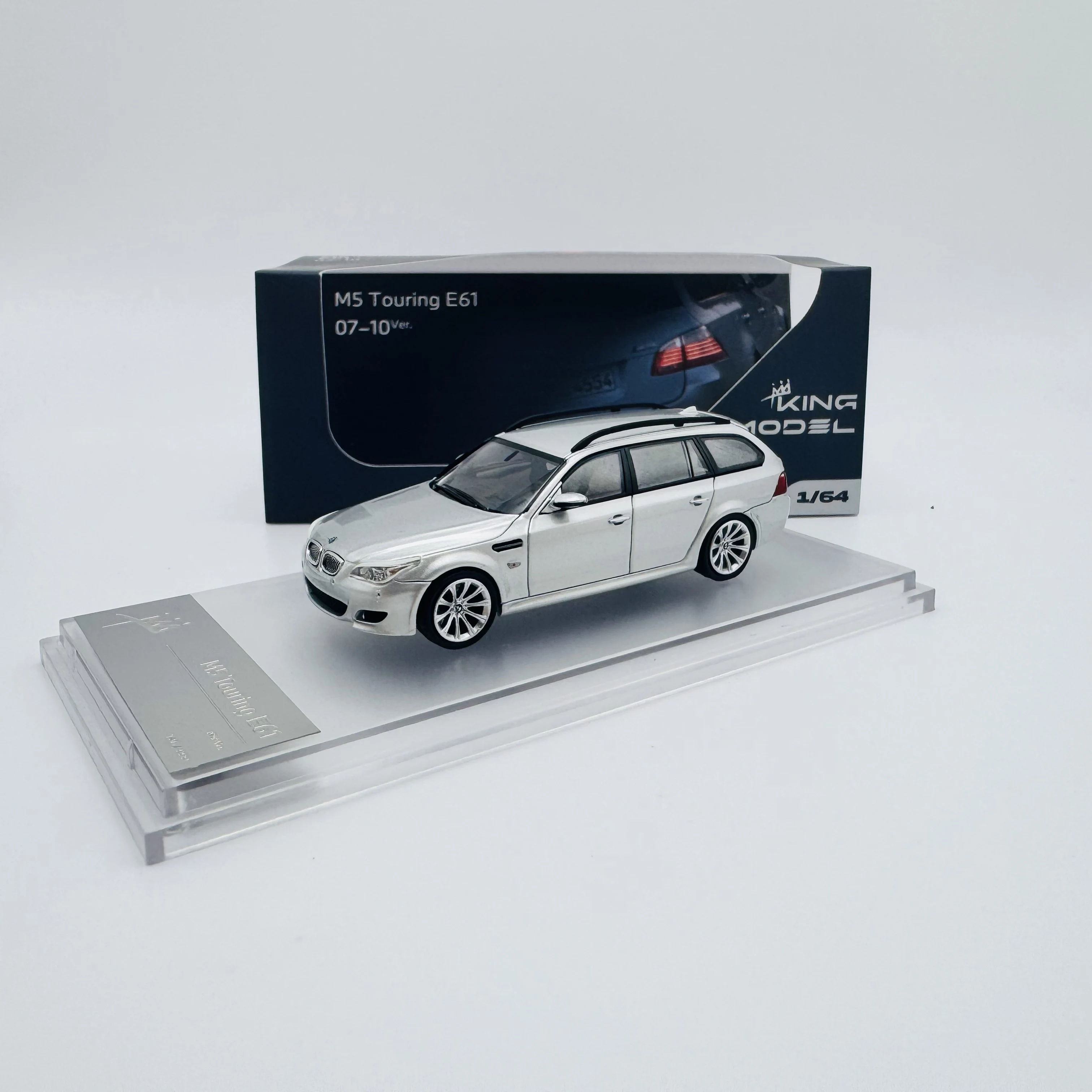 Модель king 1:64 m5 e60 e61 модель - Фотография_5