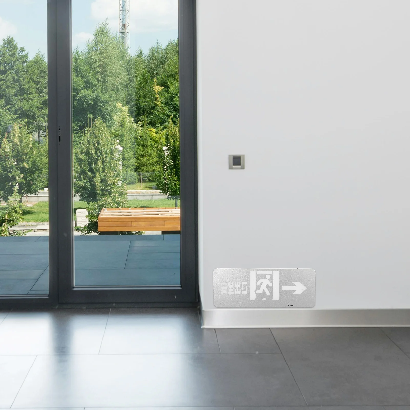 Знак выхода безопасности из нержавеющей стали - Фотография_5