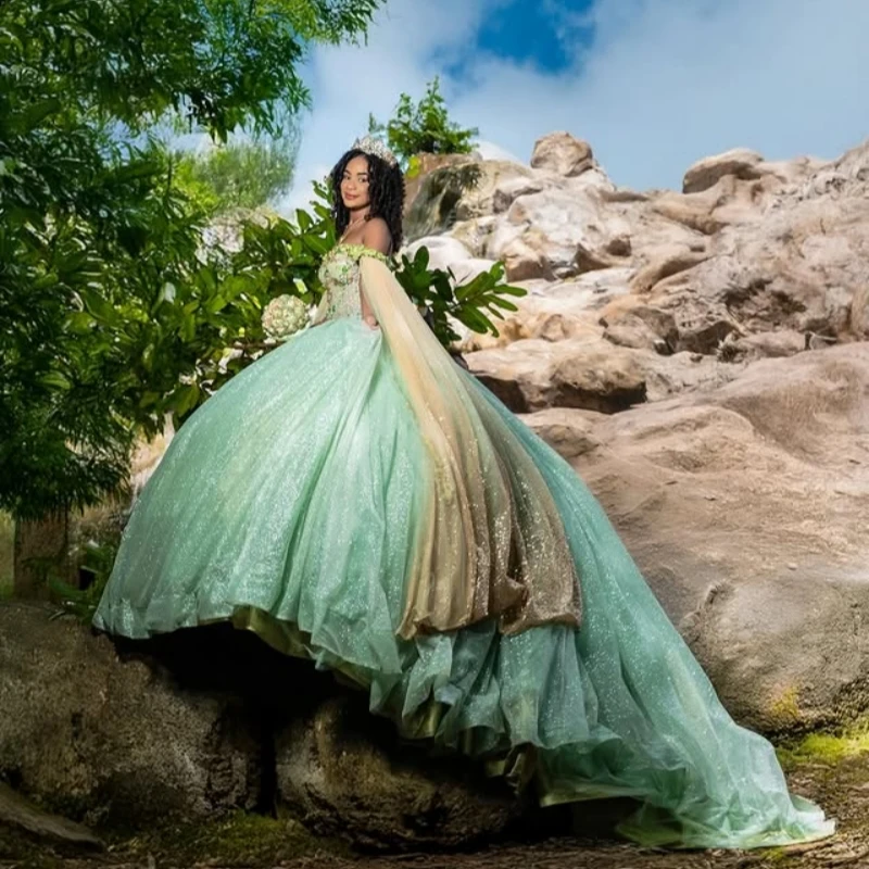 Блестящие мятно-зеленые платья - Фотография_5