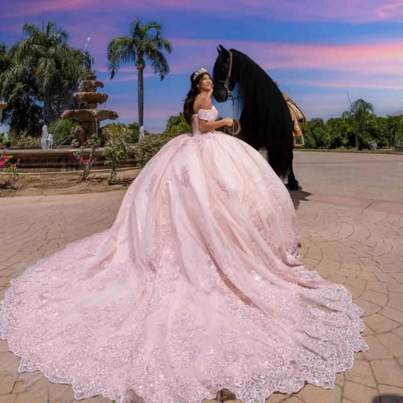 Простые светло-розовые платья quinceanera - Фотография_2