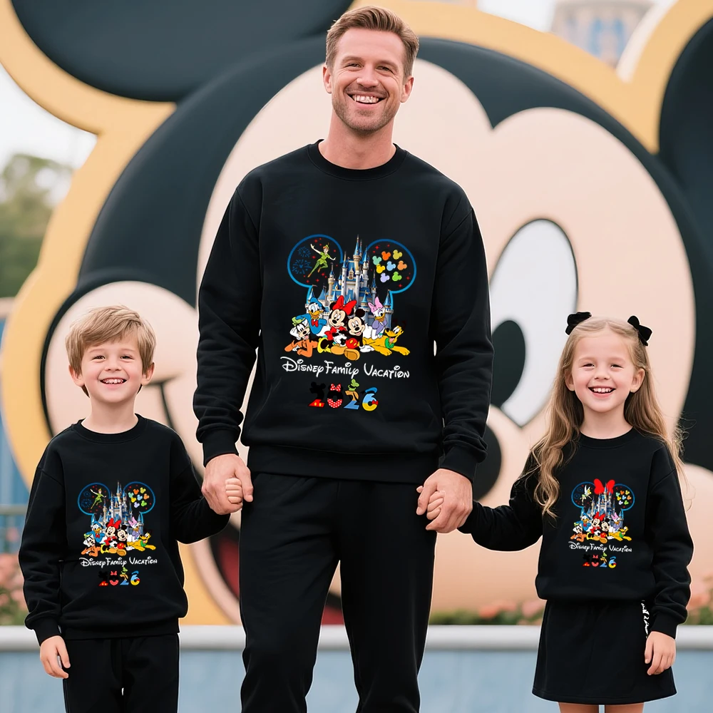 Хлопковая толстовка с принтом disney family trip 2026 - Фотография_4