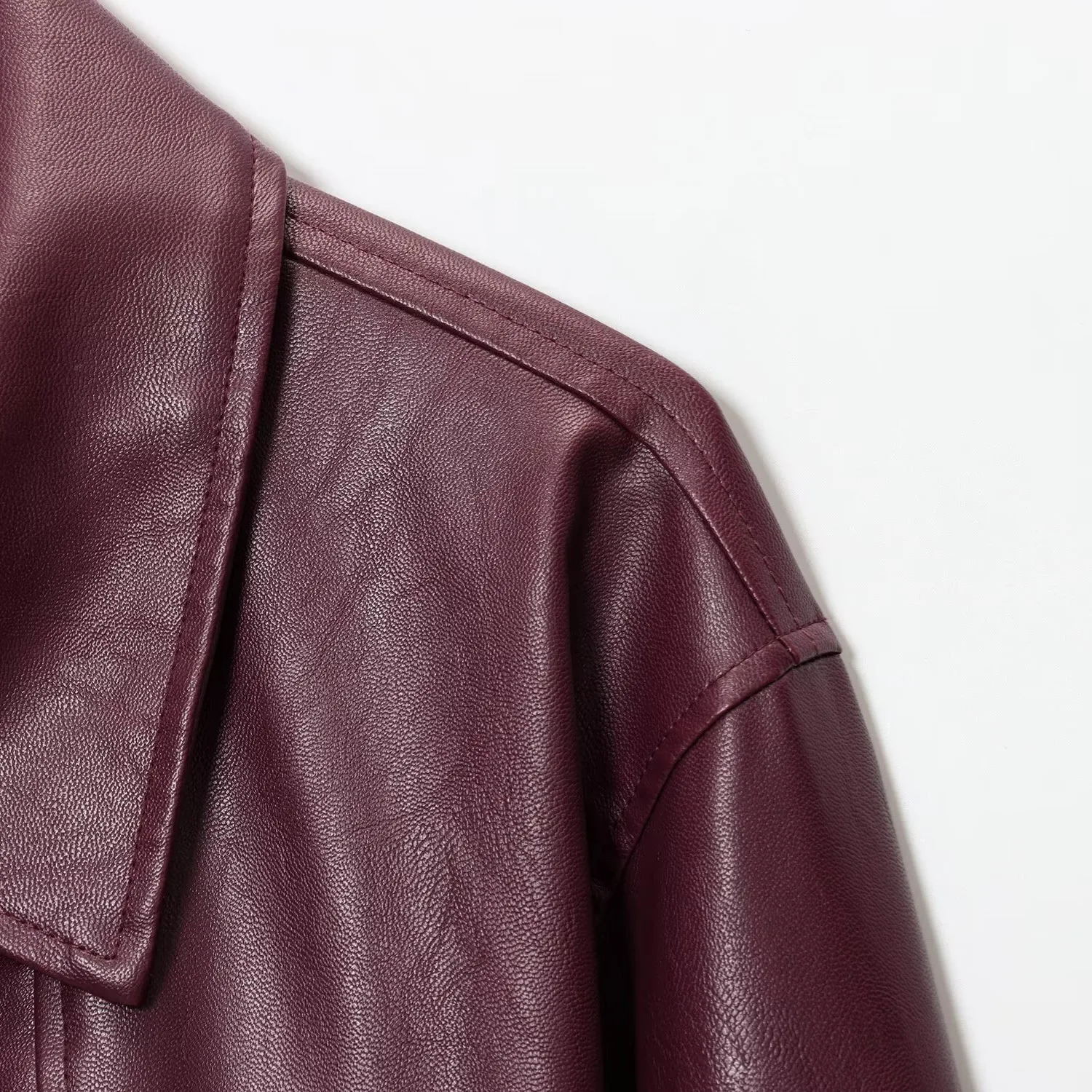 Женская куртка из искусственной - Фотография_4