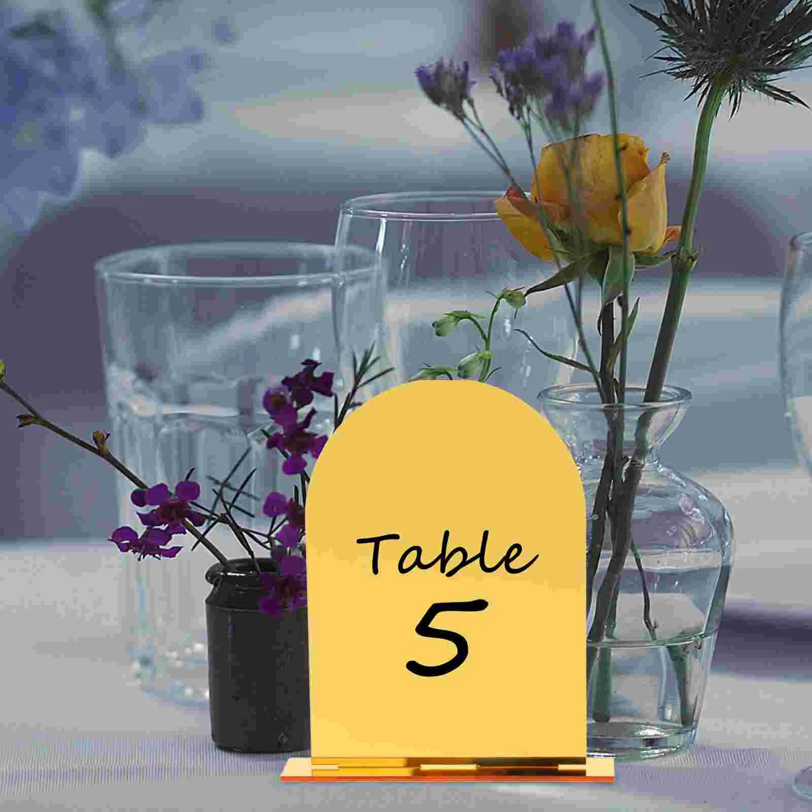 Акриловая настольная вывеска в виде арки - Фотография_3