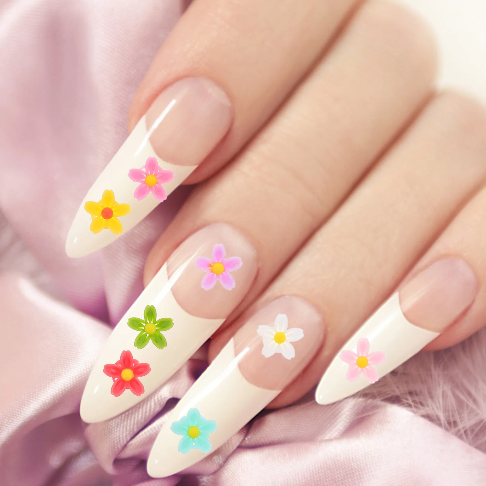 Аксессуары из смолы с пятью лепестками цветов