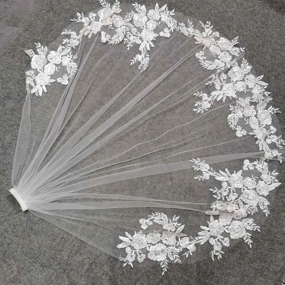 Красивая короткая кружевная свадебная фата с блестками - Фотография_2