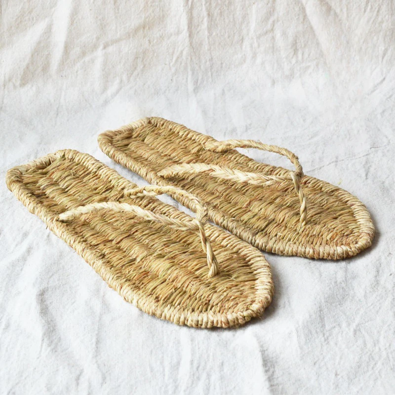 Соломенные сандалии для мужчин и женщин