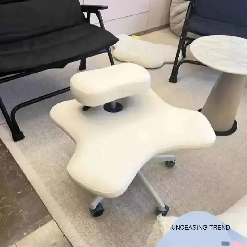 Офисный стул для сидения на перекрестных ножках - Фотография_4