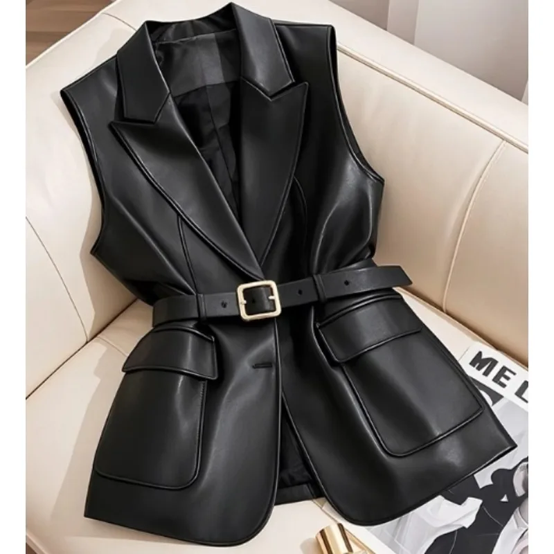 Черный кожаный жилет популярный