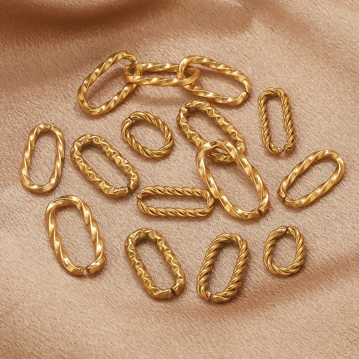 Поворотная спиральная текстура из нержавеющей стали