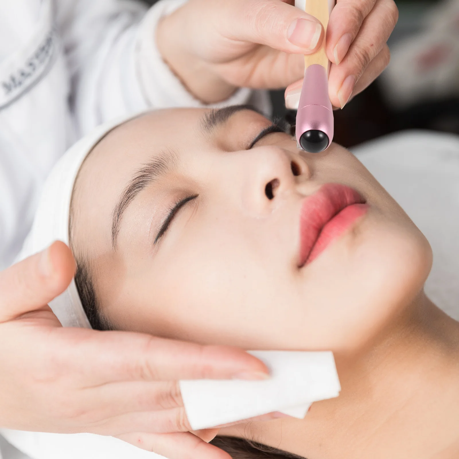 Нефритовый массажный ролик для лица для женщин - Фотография_4