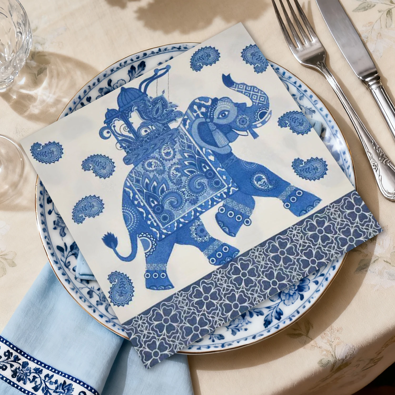Декоративные бумажные салфетки с тайским королевским слоном и пейсли - Фотография_6
