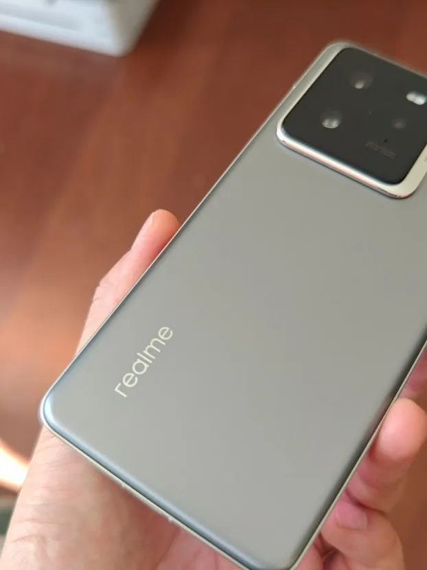 Китайская версия realme gt 7 pro - Фотография_6