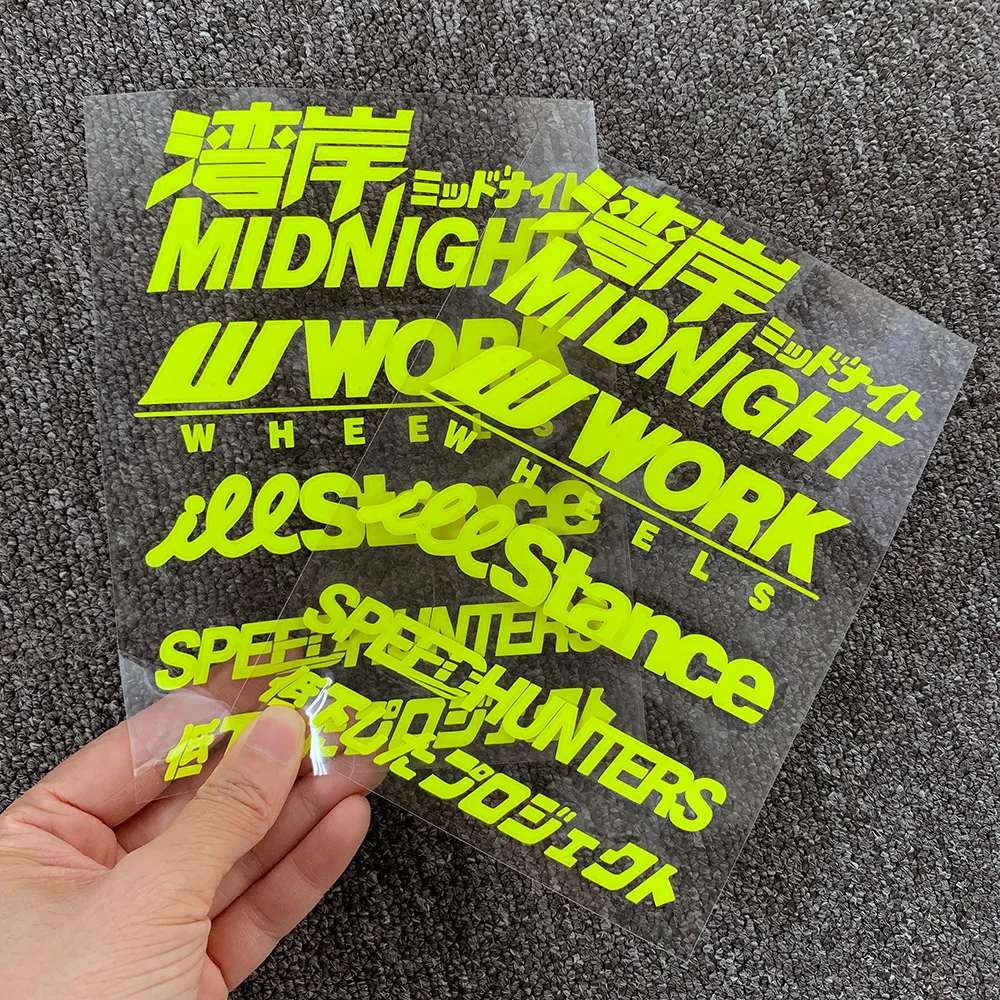 Светоотражающая наклейка на шлем для мотоцикла