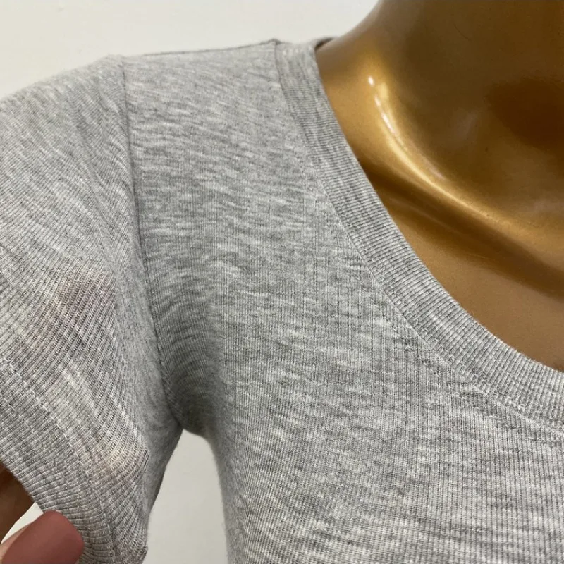 Женская футболка с коротким рукавом - Фотография_5