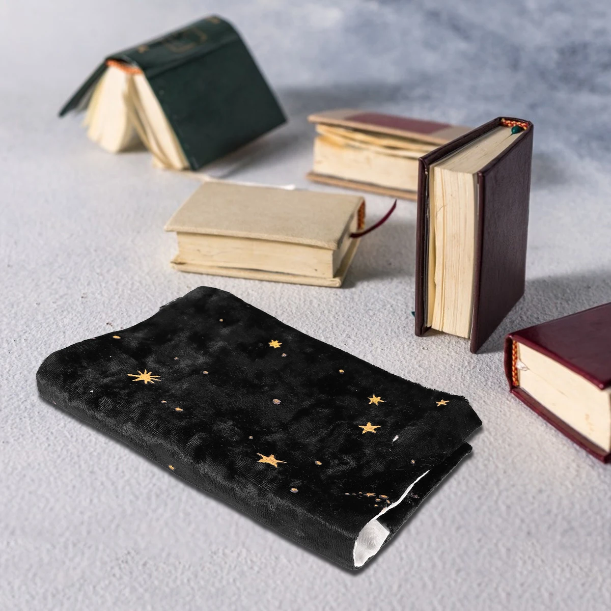 Обложка книги с золотым тиснением - Фотография_4