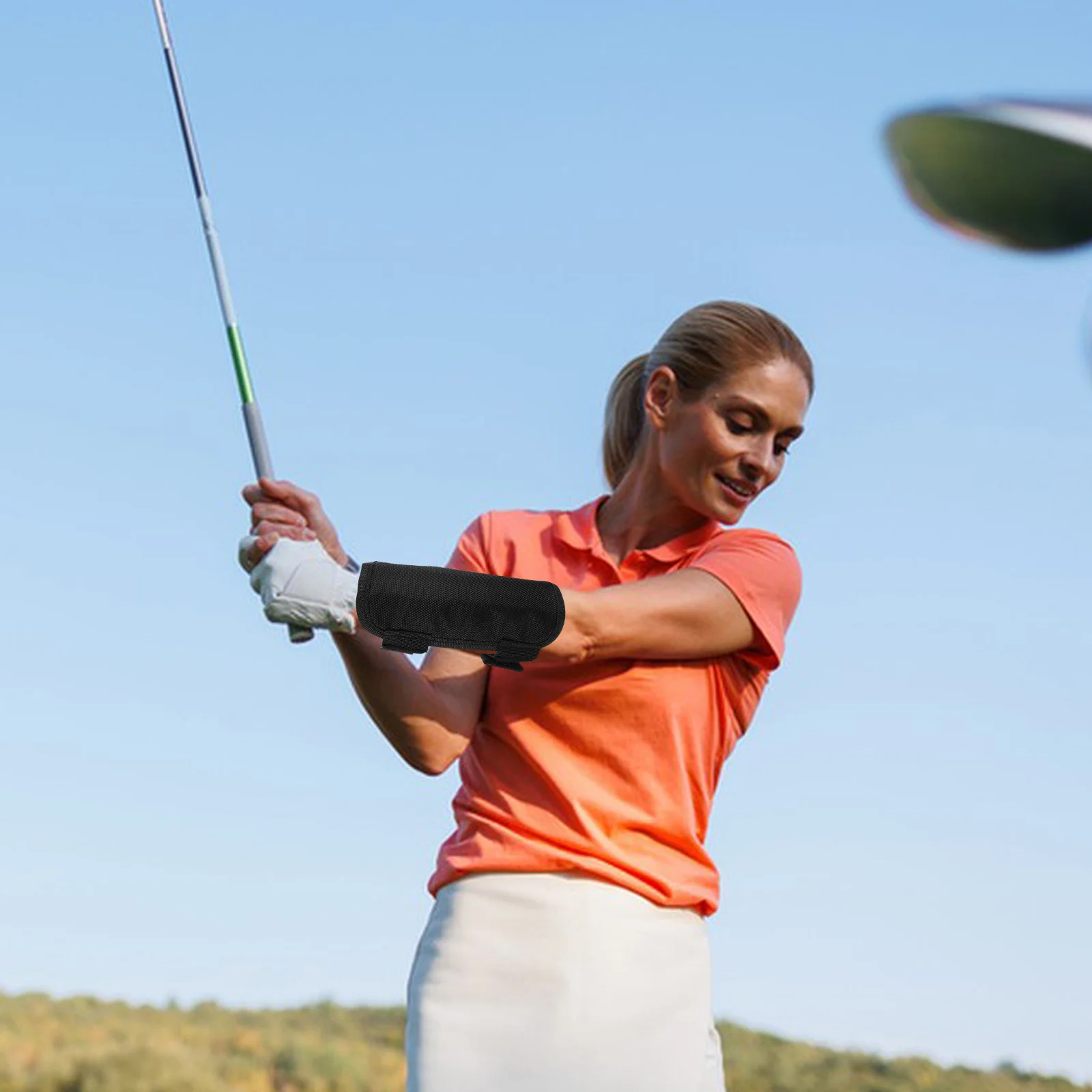 Тренировочный бандаж на запястье для гольфа - Фотография_3