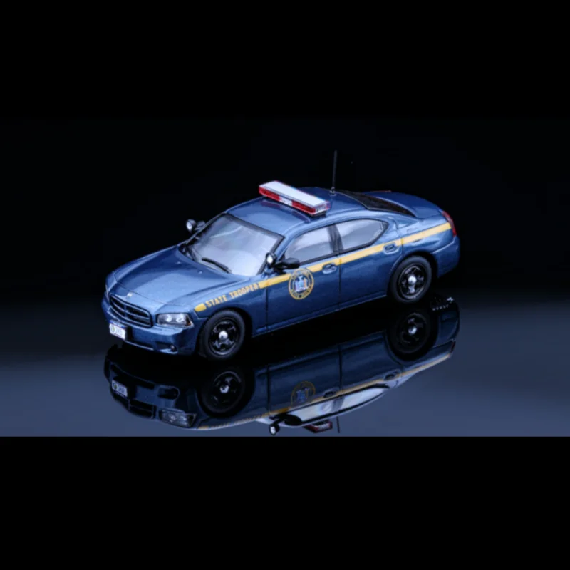 Зарядное устройство rollin 1:64 08 r/t super bee alloy - Фотография_5