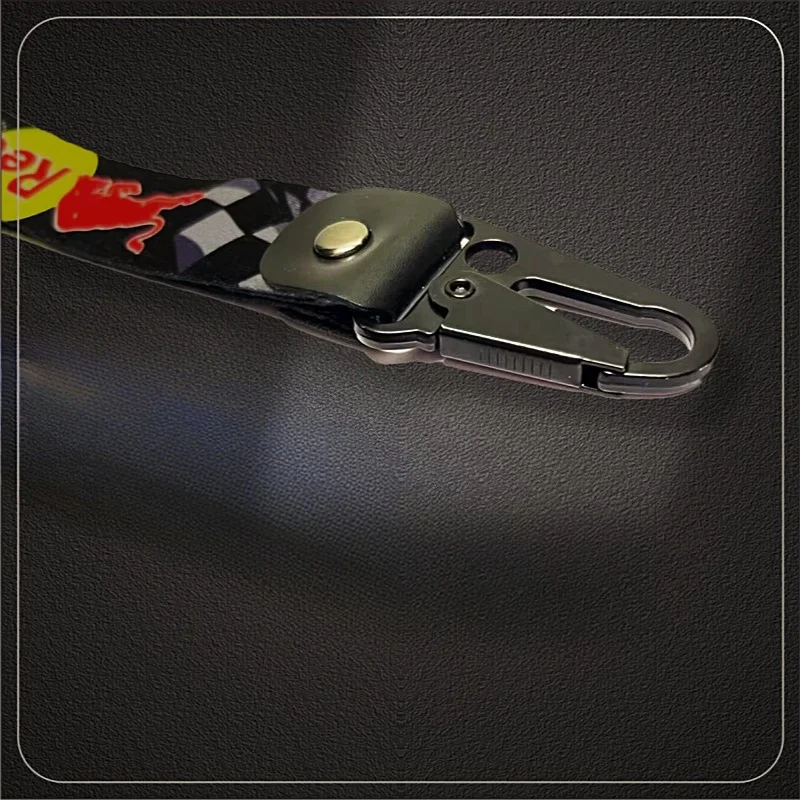 Брелок red bull racing - Фотография_3