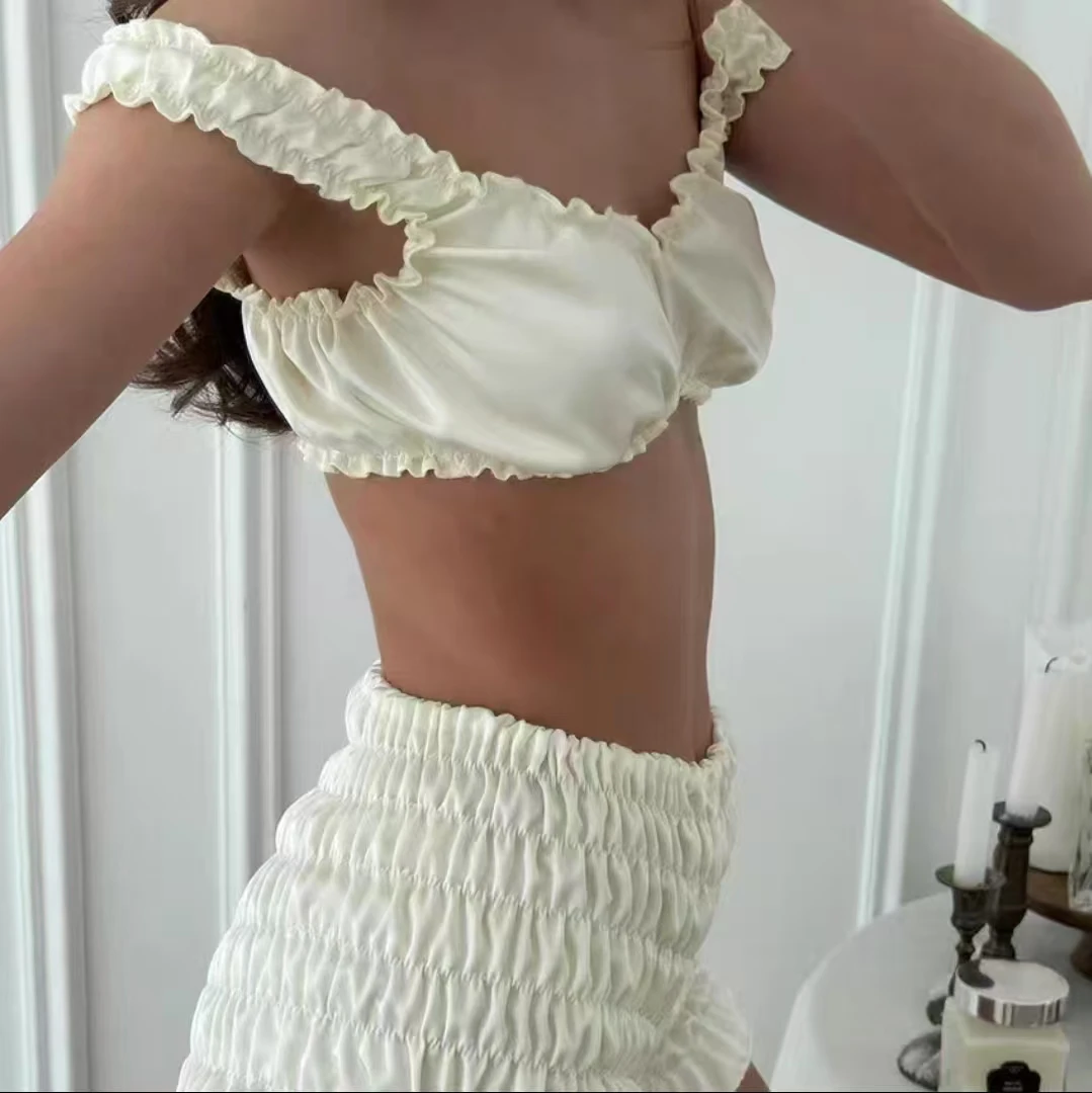 Новый сексуальный топ и шорты в евро-американском стиле со рюшами - Фотография_2